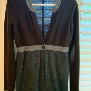 Vince cashmere cardigan single button, brown and grey.